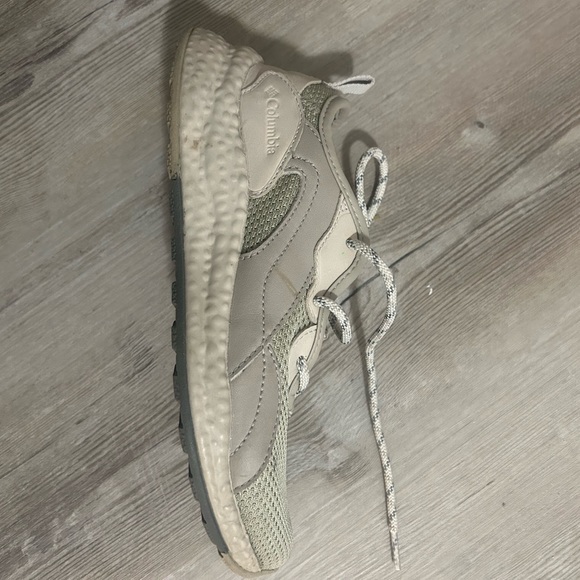 Columbia shoes, women’s 7 - Picture 4 of 6